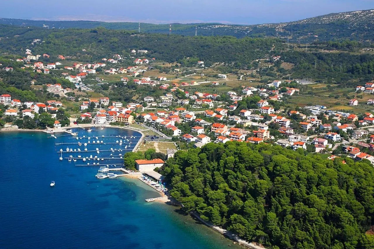Apartments With A Parking Space Palit, Rab - 18681 Palit
