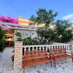 Bed & Breakfast Rab, Palit